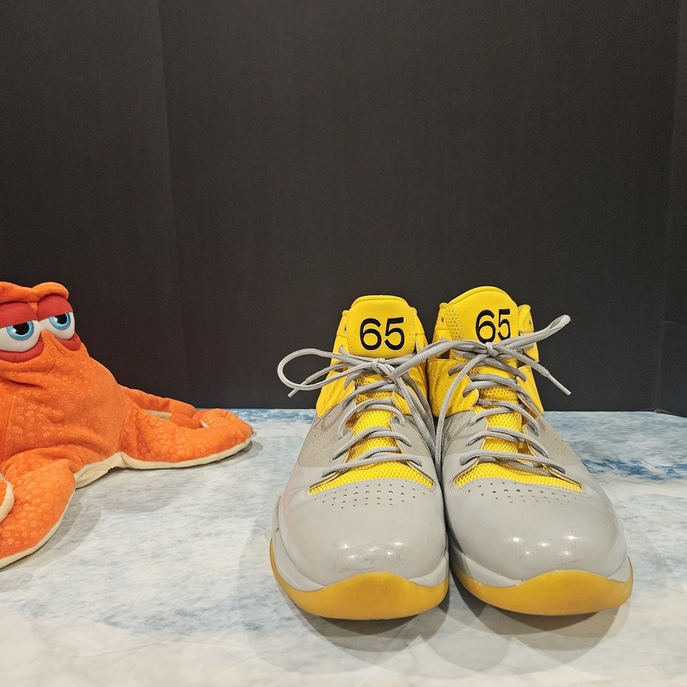 Nike Air Jordan Fly Wade 2 EV NikeID "Spence" Basketball Shoes Gray Yellow Sz 17